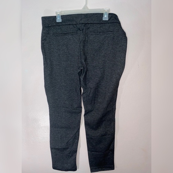 Hilary Radley Leggings - Picture 2 of 6